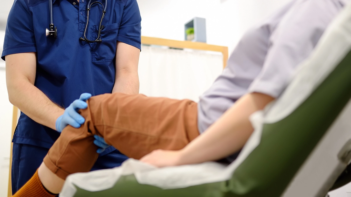 quando-procurar-um-reumatologista-e-sinais-de-alerta