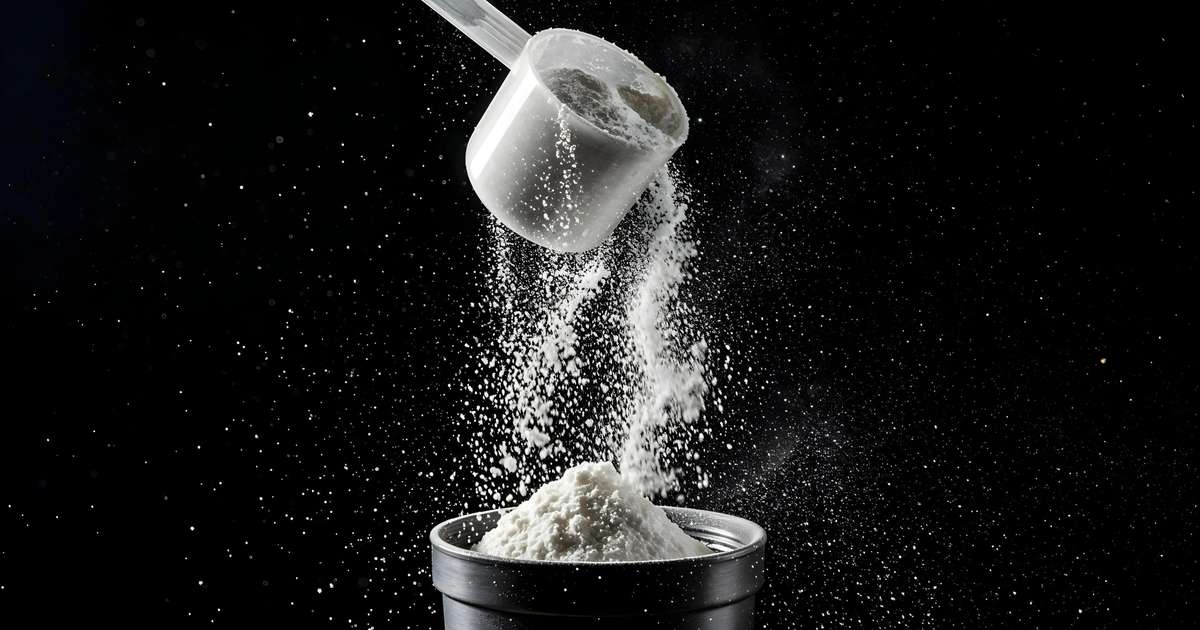 Atletas utilizando creatina para melhorar o desempenho físico