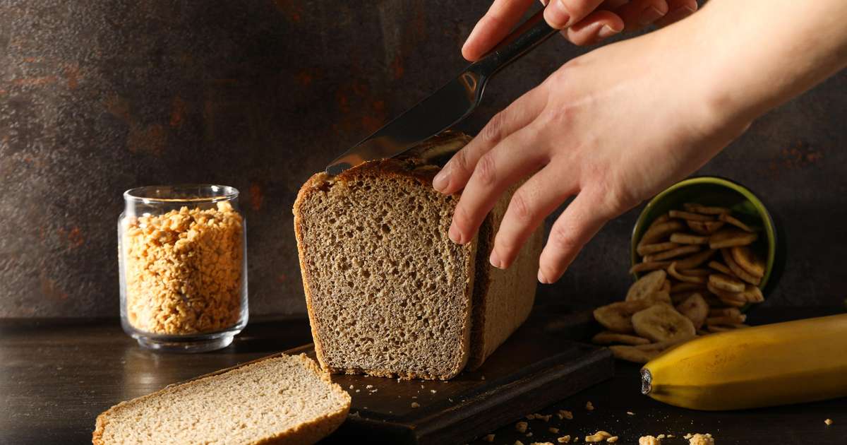 Alimentos saudáveis com baixo índice glicêmico como frutas, vegetais e grãos integrais.