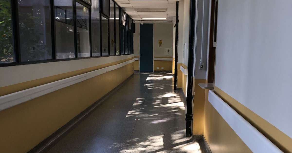 Paciente sendo atendido no Hospital Geral de Guarulhos com foco na rotina de mulas do tráfico