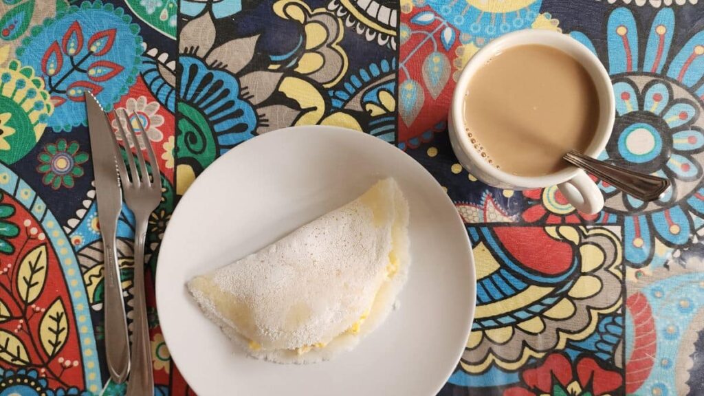 Tapioca recheada com ingredientes saudáveis para o café da manhã